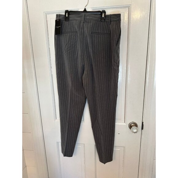 Tahari Grey Pinstripe Dress Pants size 12 NWT - Picture 4 of 4